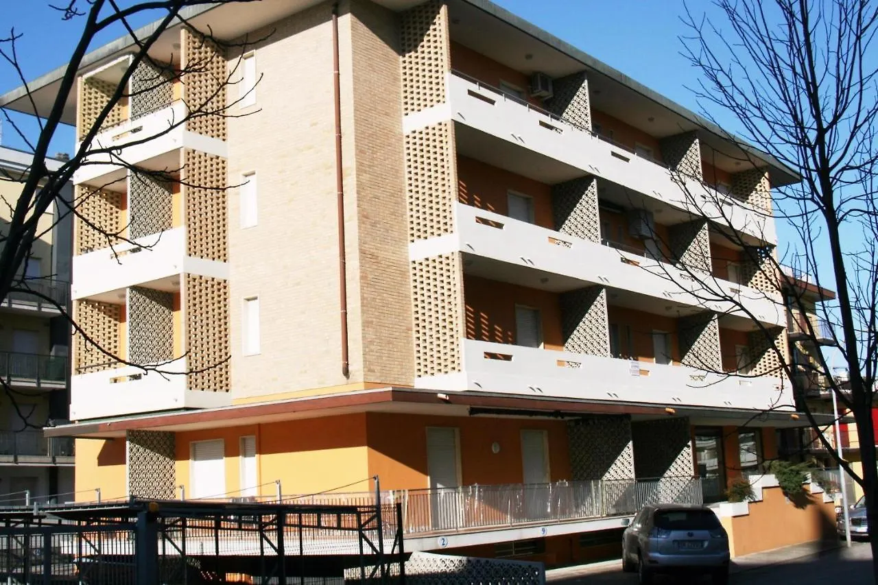 Apartment In Lido Di Jesolo 24833