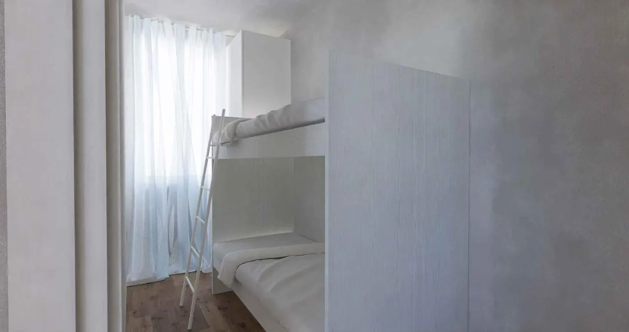 Apartment In Lido Di Jesolo 24833