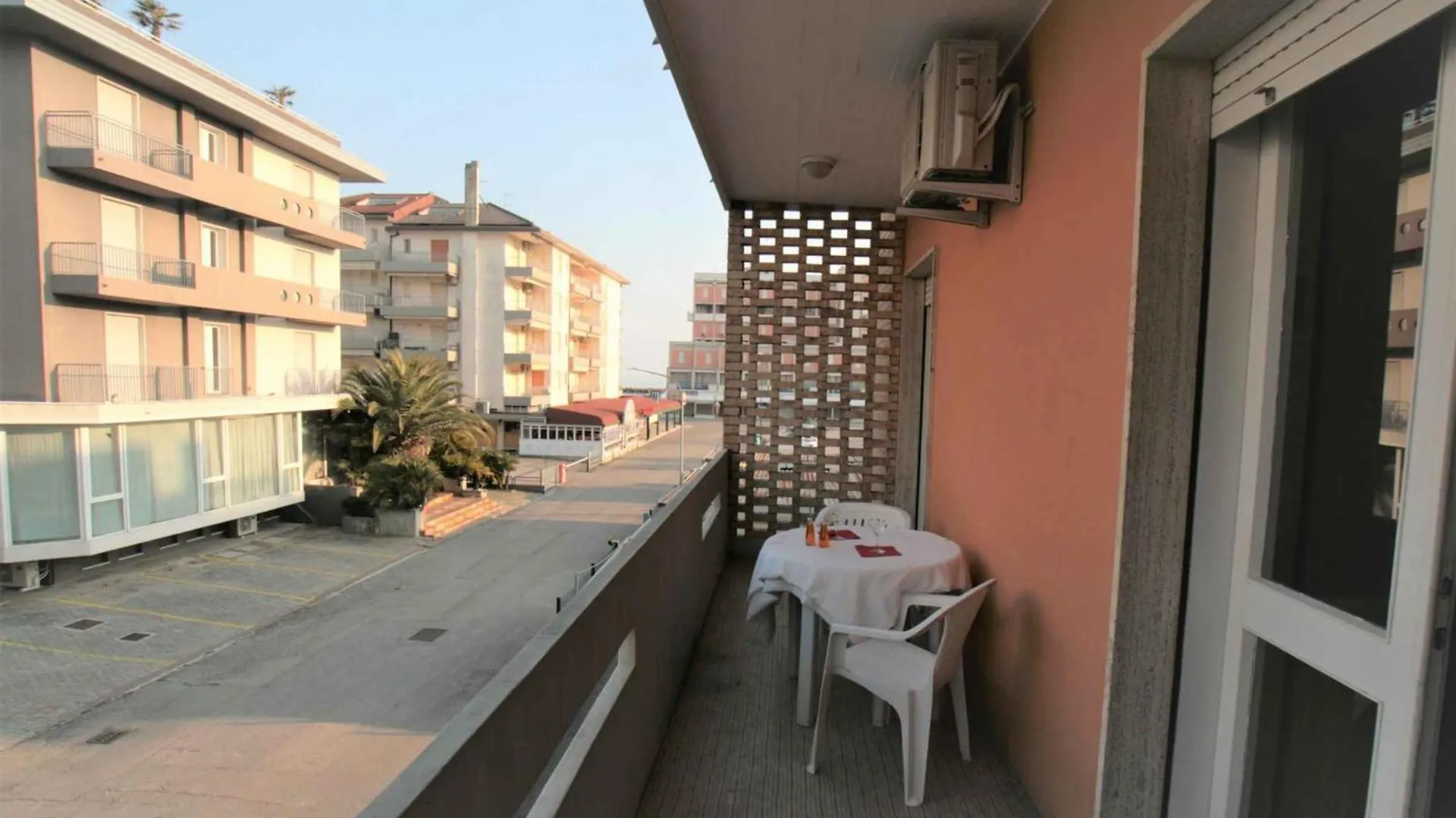 Apartment In Lido Di Jesolo 24833