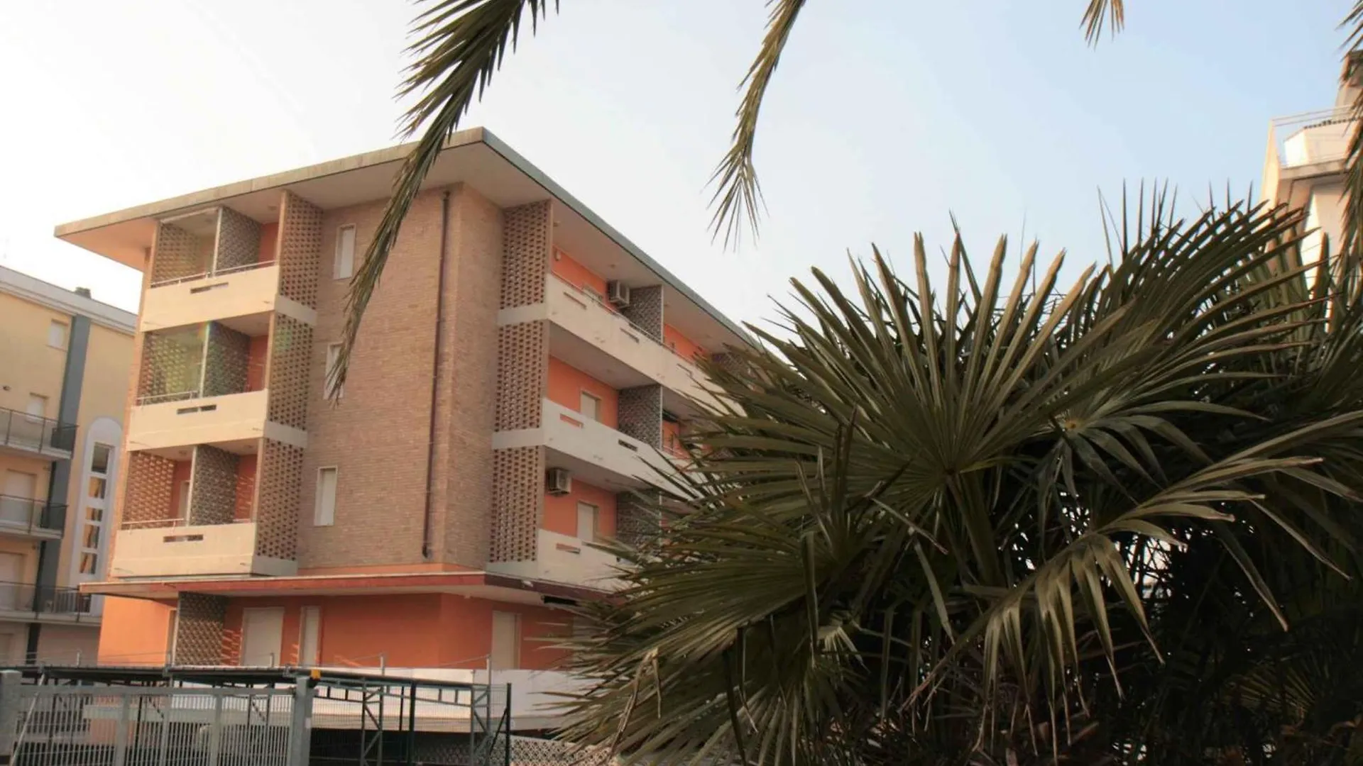 Apartment In Lido Di Jesolo 24833